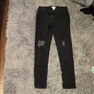 black skinny jeans